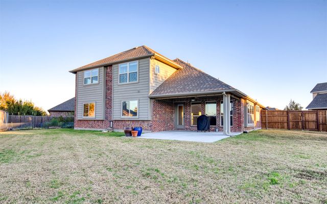 8801 Cassidy Lane, Aubrey, TX 76227