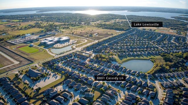 8801 Cassidy Lane, Aubrey, TX 76227