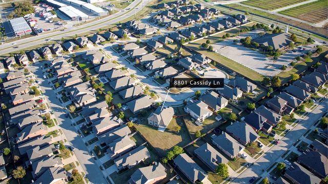 8801 Cassidy Lane, Aubrey, TX 76227