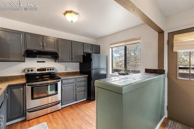 560 Manor Court C, Woodland Park, CO 80863