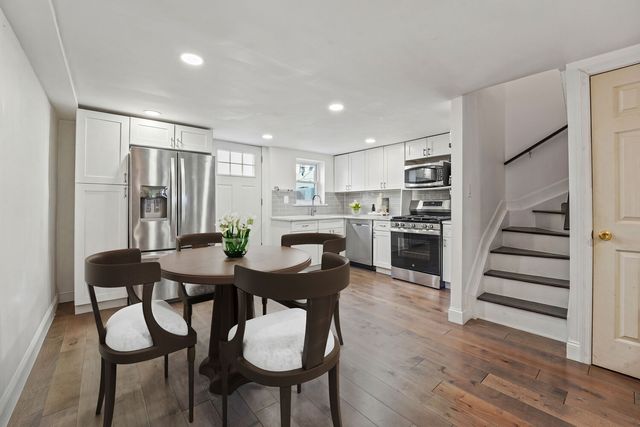 1581 BERGEN Street, New York City, NY 11213