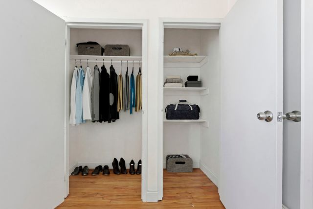 1581 BERGEN Street, New York City, NY 11213