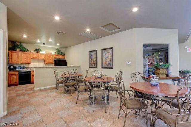 2305 West Horizon Ridge Parkway 2423, Henderson, NV 89052