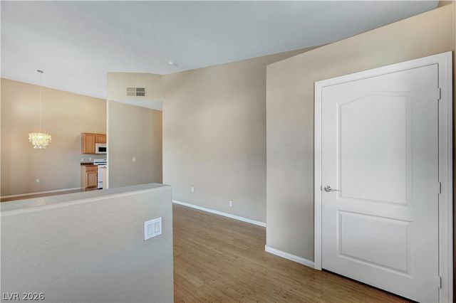 2305 West Horizon Ridge Parkway 2423, Henderson, NV 89052