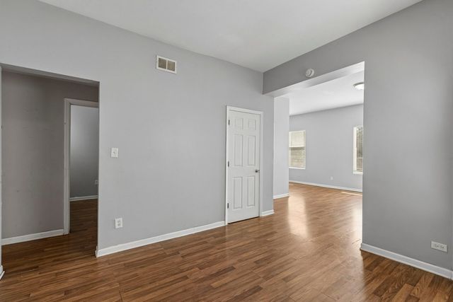 6620 S Drexel Avenue, Chicago, IL 60637