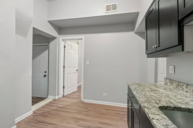 6620 S Drexel Avenue, Chicago, IL 60637