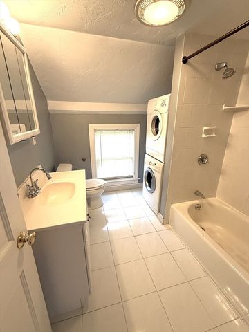 6 Skillings 1, Winchester, MA 01890