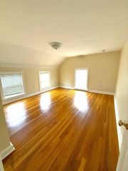 6 Skillings 1, Winchester, MA 01890