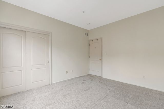 524 Coppola Dr, South Plainfield Boro, NJ 07080