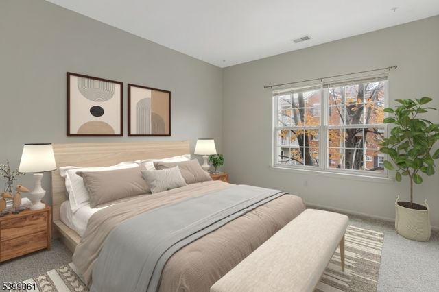 524 Coppola Dr, South Plainfield Boro, NJ 07080