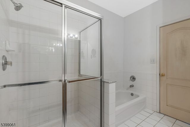 524 Coppola Dr, South Plainfield Boro, NJ 07080