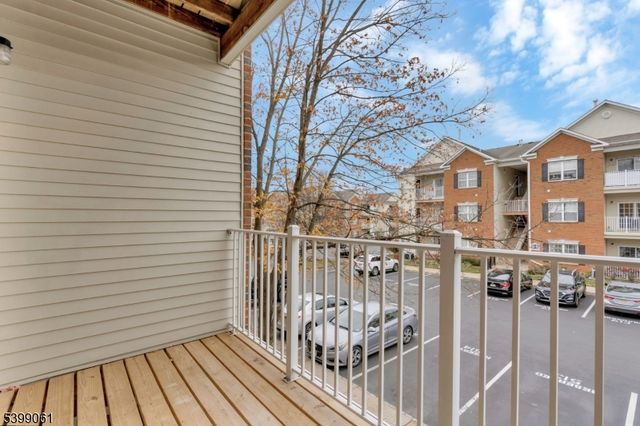 524 Coppola Dr, South Plainfield Boro, NJ 07080