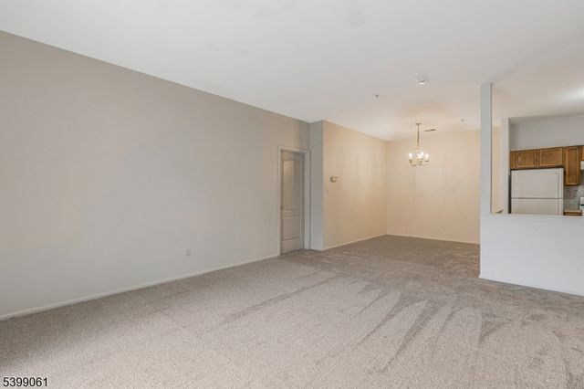 524 Coppola Dr, South Plainfield Boro, NJ 07080