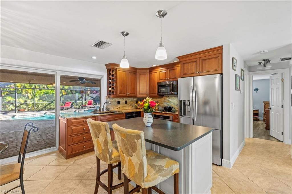 2569 Outrigger LN, NAPLES, FL 34104 — photo 5