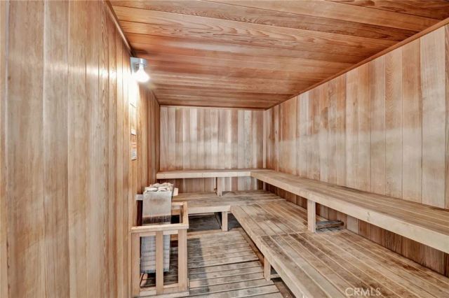 2825 Plaza Del Amo 106, Torrance, CA 90503