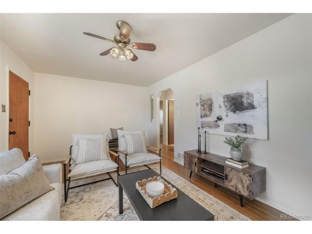 920 S Canosa Ct, Denver, CO 80219
