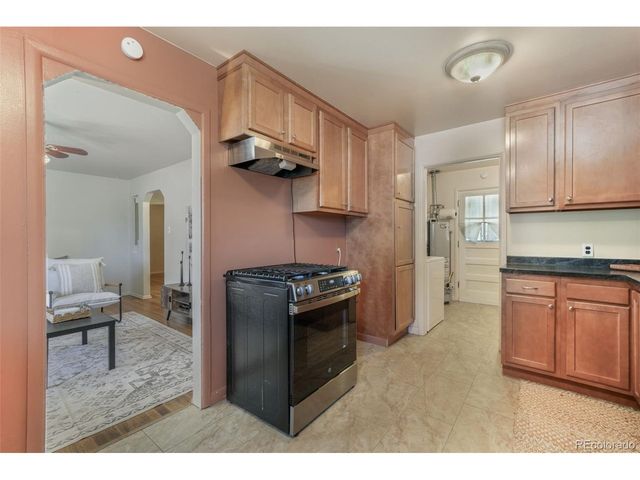 920 S Canosa Ct, Denver, CO 80219