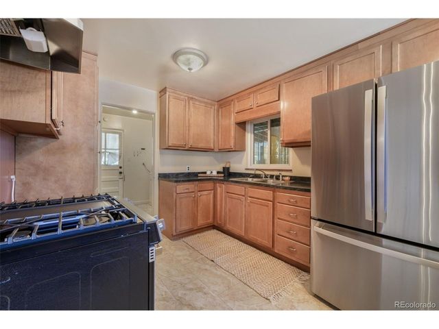 920 S Canosa Ct, Denver, CO 80219