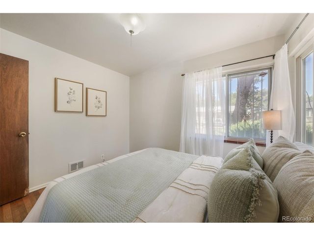 920 S Canosa Ct, Denver, CO 80219