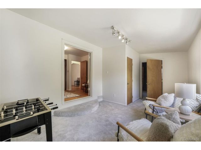 920 S Canosa Ct, Denver, CO 80219