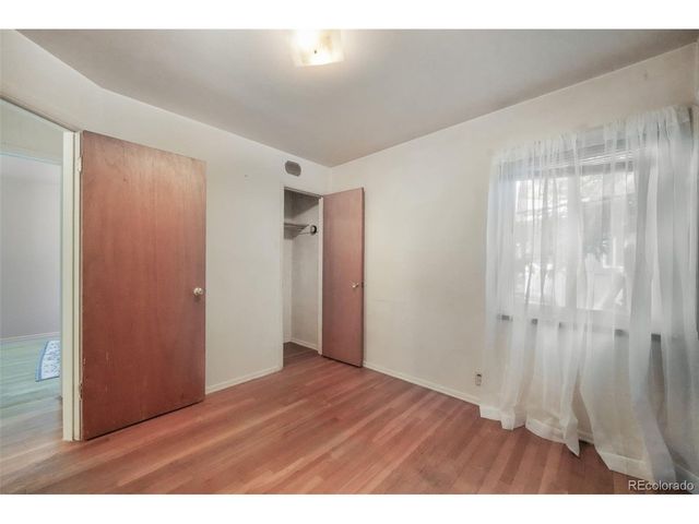 920 S Canosa Ct, Denver, CO 80219