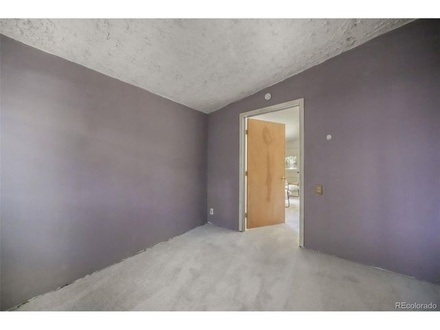 920 S Canosa Ct, Denver, CO 80219