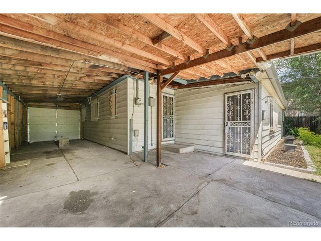 920 S Canosa Ct, Denver, CO 80219