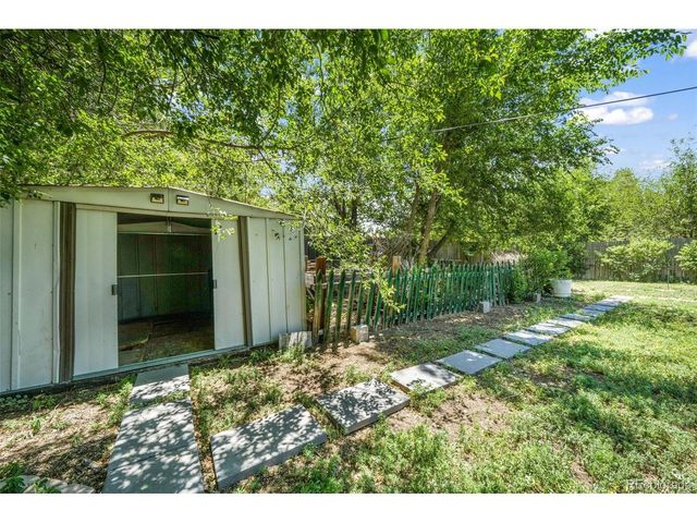 920 S Canosa Ct, Denver, CO 80219