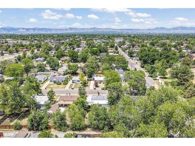 920 S Canosa Ct, Denver, CO 80219