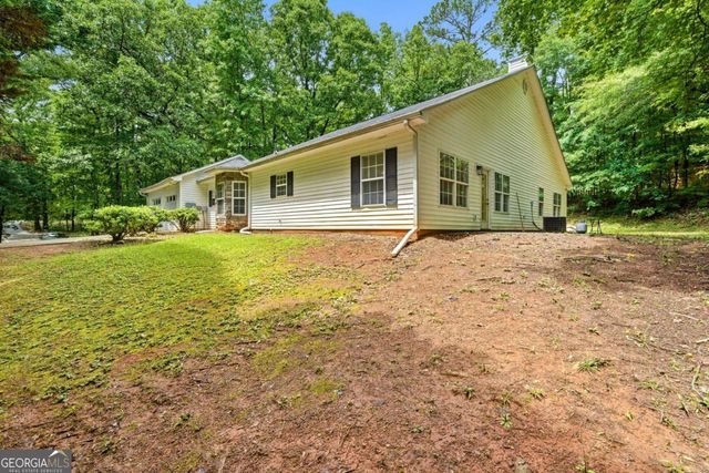 359 Cannongate Road, Sharpsburg, GA 30277