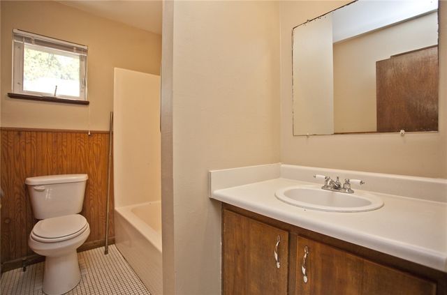 311 Willow Avenue, Farmington, AR 72730