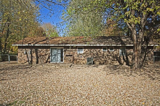 311 Willow Avenue, Farmington, AR 72730