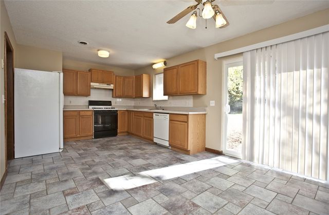 311 Willow Avenue, Farmington, AR 72730