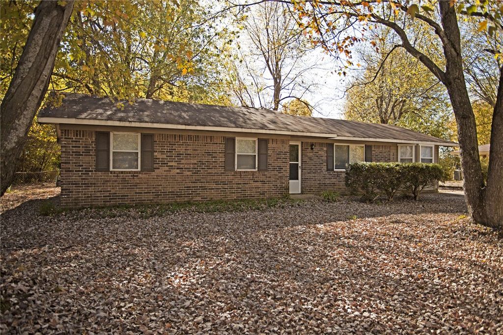 311 Willow Avenue, Farmington, AR 72730