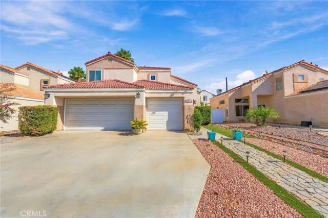 25214 Corte Oranada, Murrieta, CA 92563