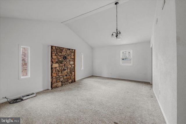 852 STELLAR WAY, Great Cacapon, WV 25422