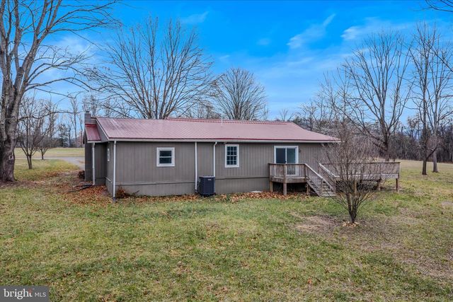 852 STELLAR WAY, Great Cacapon, WV 25422