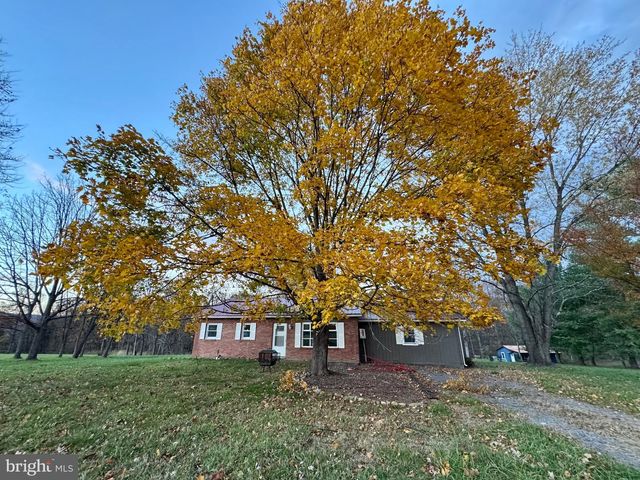 852 STELLAR WAY, Great Cacapon, WV 25422