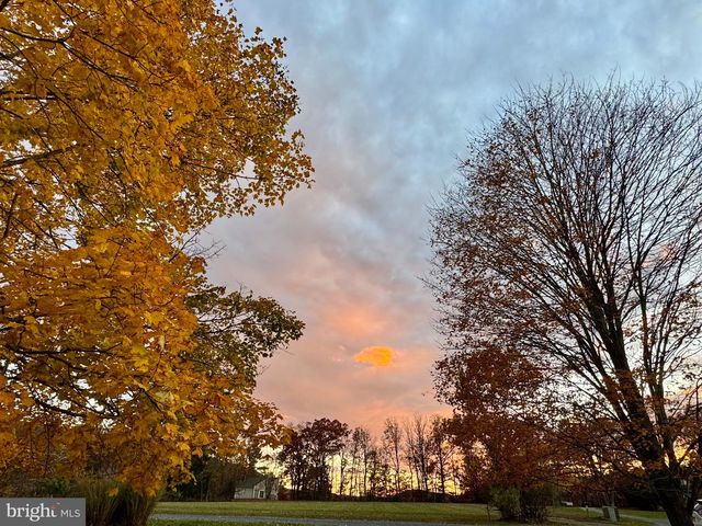 852 STELLAR WAY, Great Cacapon, WV 25422