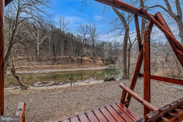 852 STELLAR WAY, Great Cacapon, WV 25422