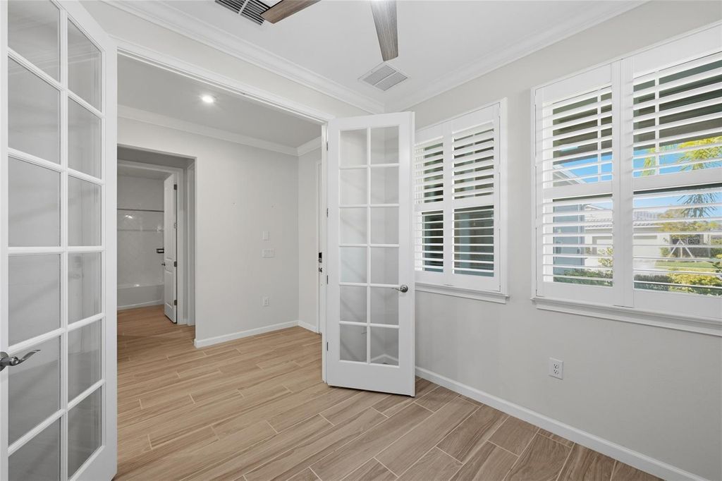 Image 25 of property listing at 20670 GALILEO PLACE, Venice, FL 34293