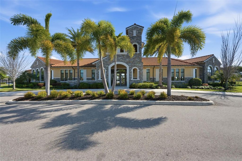Image 38 of property listing at 20670 GALILEO PLACE, Venice, FL 34293