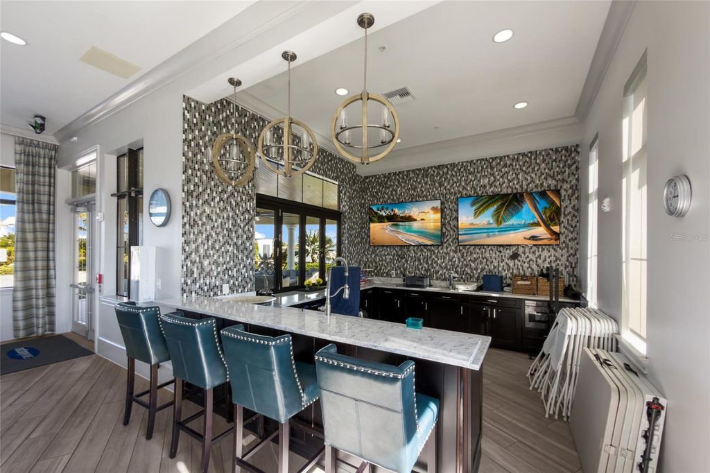 Image 40 of property listing at 20670 GALILEO PLACE, Venice, FL 34293