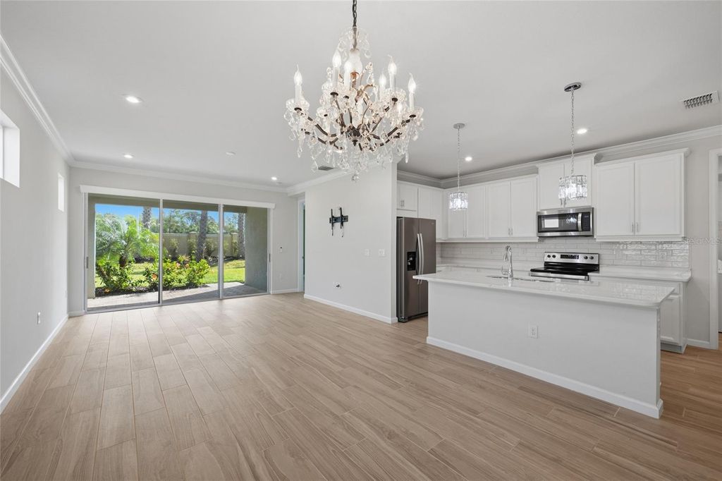 Image 7 of property listing at 20670 GALILEO PLACE, Venice, FL 34293