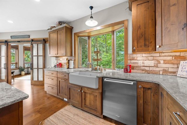 N3032 HICKS LANE, Waupaca, WI 54918