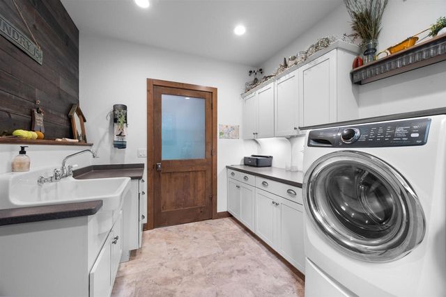 N3032 HICKS LANE, Waupaca, WI 54918