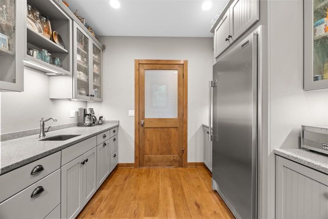 N3032 HICKS LANE, Waupaca, WI 54918