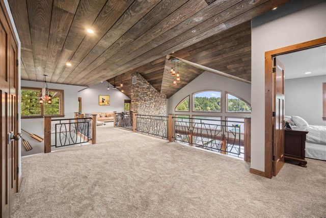 N3032 HICKS LANE, Waupaca, WI 54918