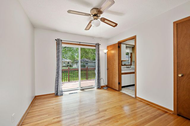 8101 47th Avenue N, New Hope, MN 55428