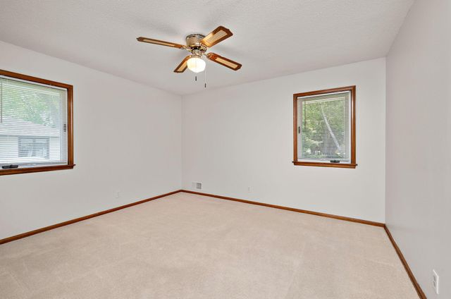 8101 47th Avenue N, New Hope, MN 55428